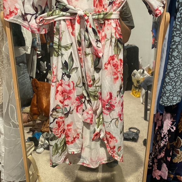 Pink Floral Robe - Picture 3 of 6
